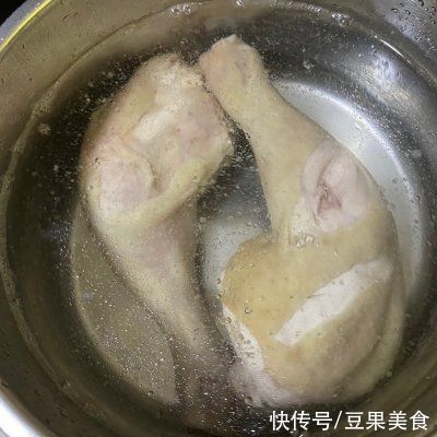 凉拌菜|吃货们决不能错过的夏日清爽?柠檬手撕鸡