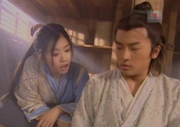 男主角$倚天中张无忌有3大神兽,一只被张无忌烤了吃,一只活了九十多年