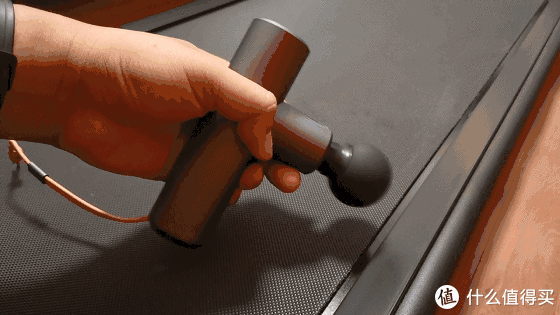 按摩师|小米有品众筹YUNMAI按摩筋膜枪 CC：智能无级变速，比按摩师更懂你