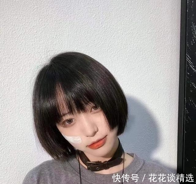 发型|你的发型该换了,今年流行这几款发型,时髦又显发量,还不挑脸型