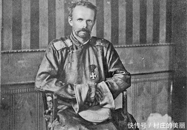 消灭|外蒙古独立始作俑者: 视自己为成吉思汗转世, 消灭4000人后宣布建国