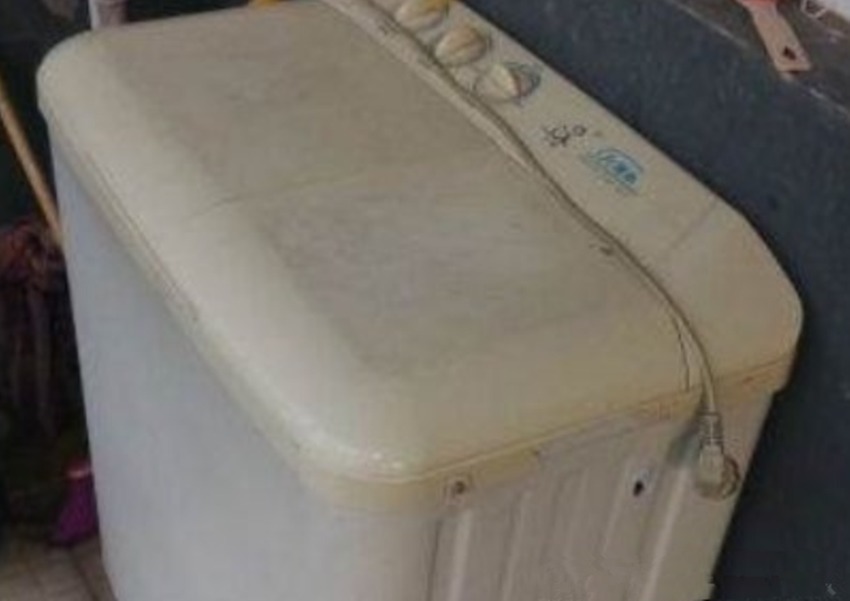 洗衣机|九岁女儿半夜高烧不退，嘴里直说洗衣机坏了，妈妈打开后情绪失控