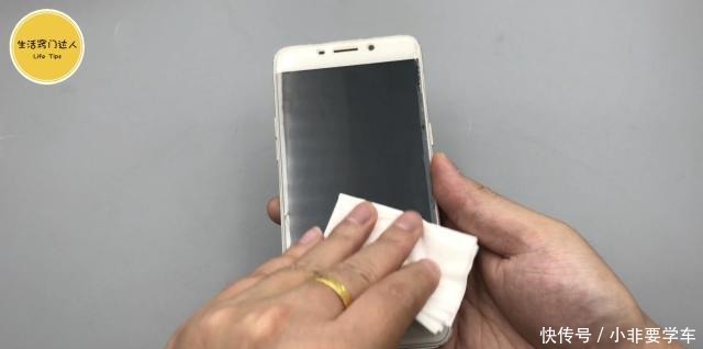 大米里插把剪刀,作用花钱也难买,一年省下不少钱,立马叮嘱家人!