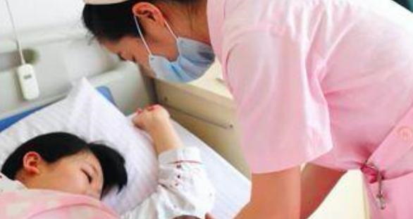 丧命|28岁孕妇子宫被胎儿“踢破”,母子险些丧命,只因之前做过这事