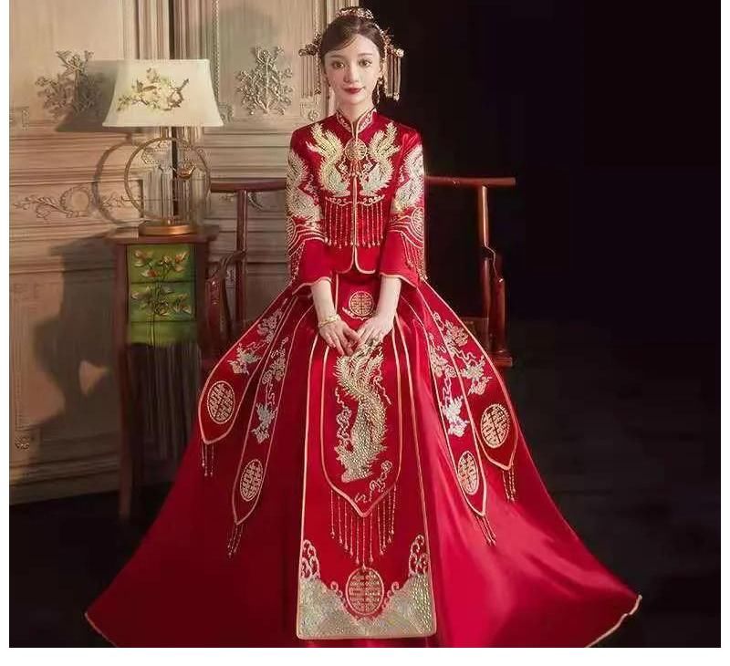 中国女性|秀禾旗袍虽是一件嫁衣,许一世情,中国女性含蓄婉约展现东方韵致