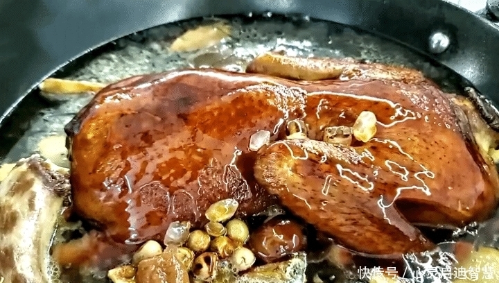 冬天少吃猪肉多吃它,简单一做酱香浓郁又鲜嫩,上桌家人都爱吃