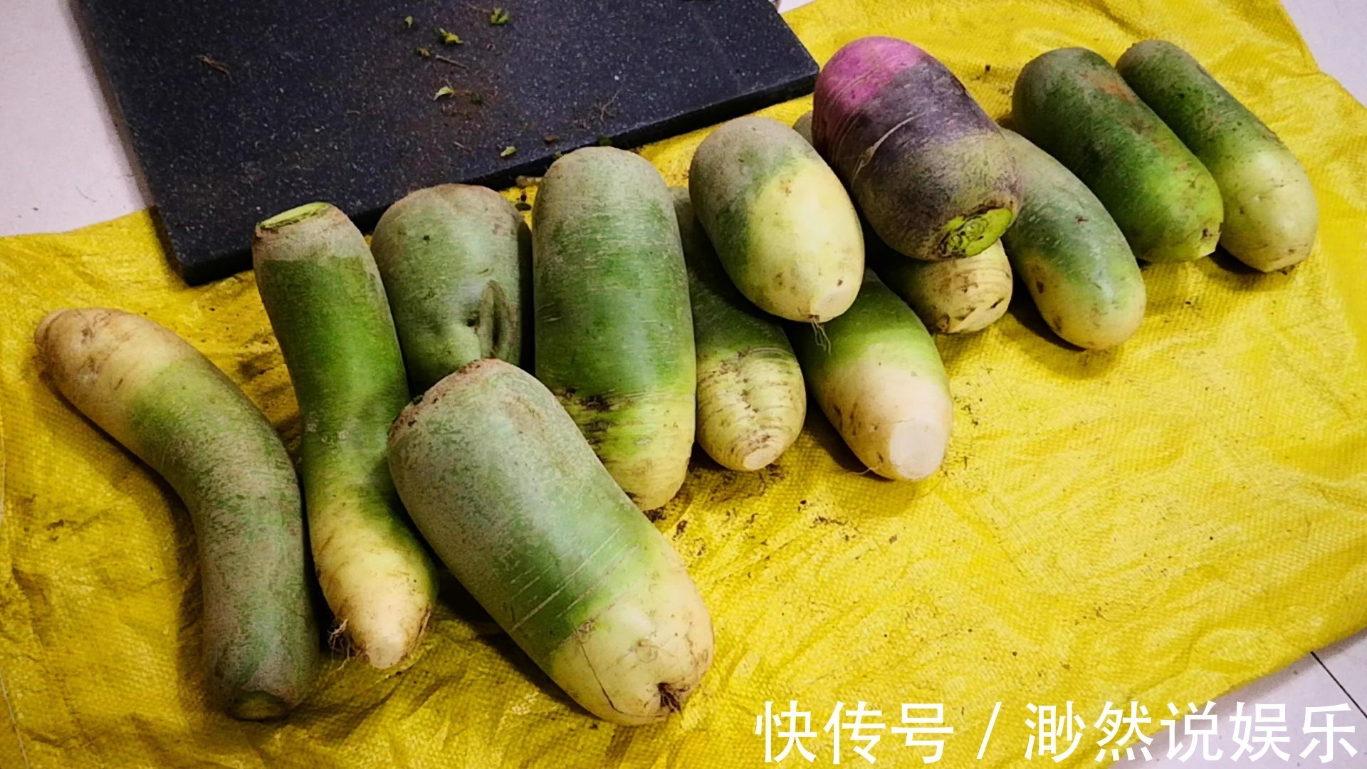 不管是保存萝卜还是白菜,学会此方法,放一冬天都新鲜,特方便!