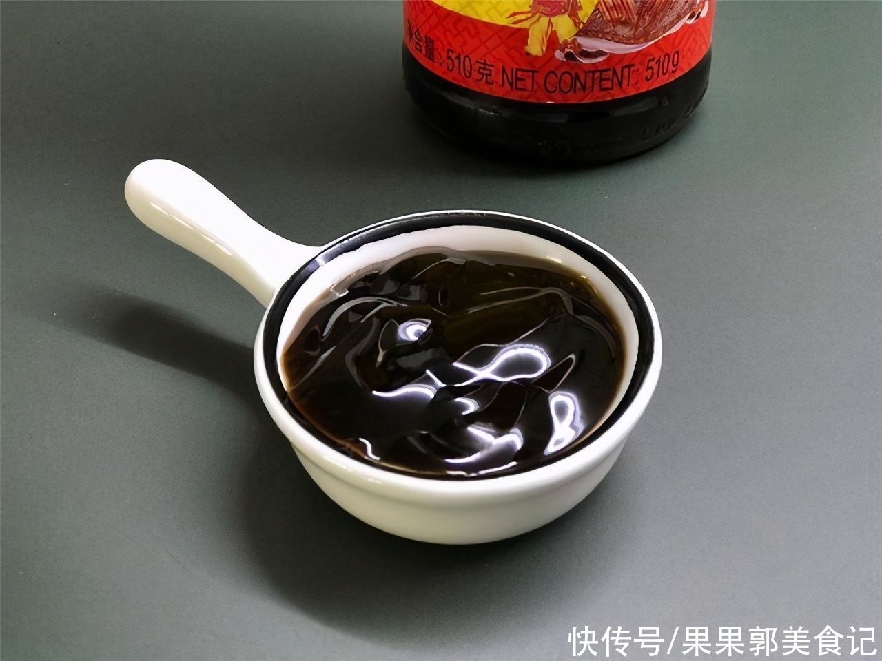 蚝油不是酱油，不要随便用，牢记“蚝油4部曲”，做菜别再用错了