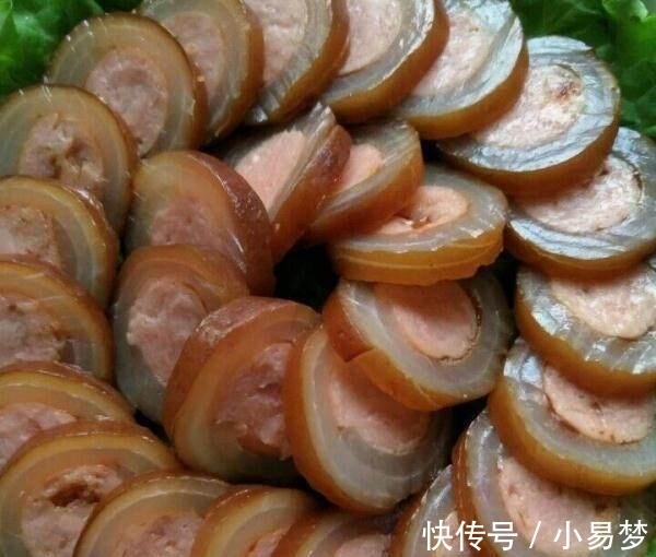 猪皮|别再熬“猪皮冻”啦，这样做简单美味，对厨艺的要求几乎为零