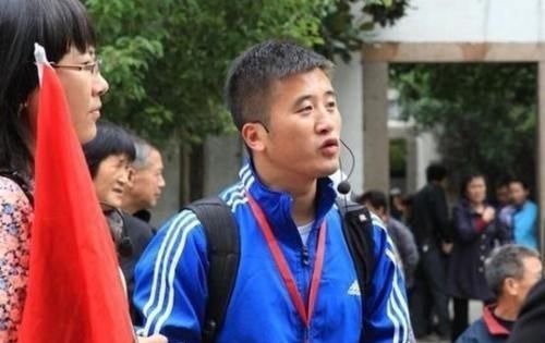 失踪|一到饭点就“失踪”的导游，真的去开小灶了吗？真相没那么简单