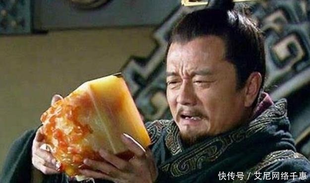 人不知|袁术为何能够称帝,是否真的昏庸无能?很多人不知真相!