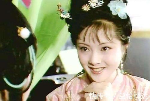 王熙凤&难怪王熙凤讽刺薛宝钗,你看宝钗做了什么?很多人都忽略了