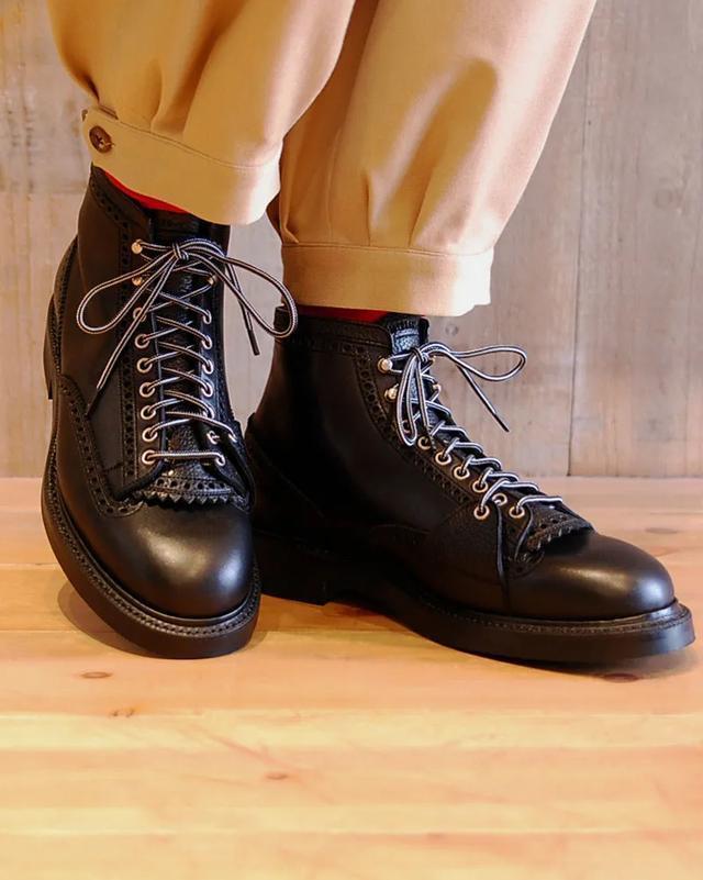 the 只有那些最叛逆、最朋克的人,才敢欣赏这样的鞋