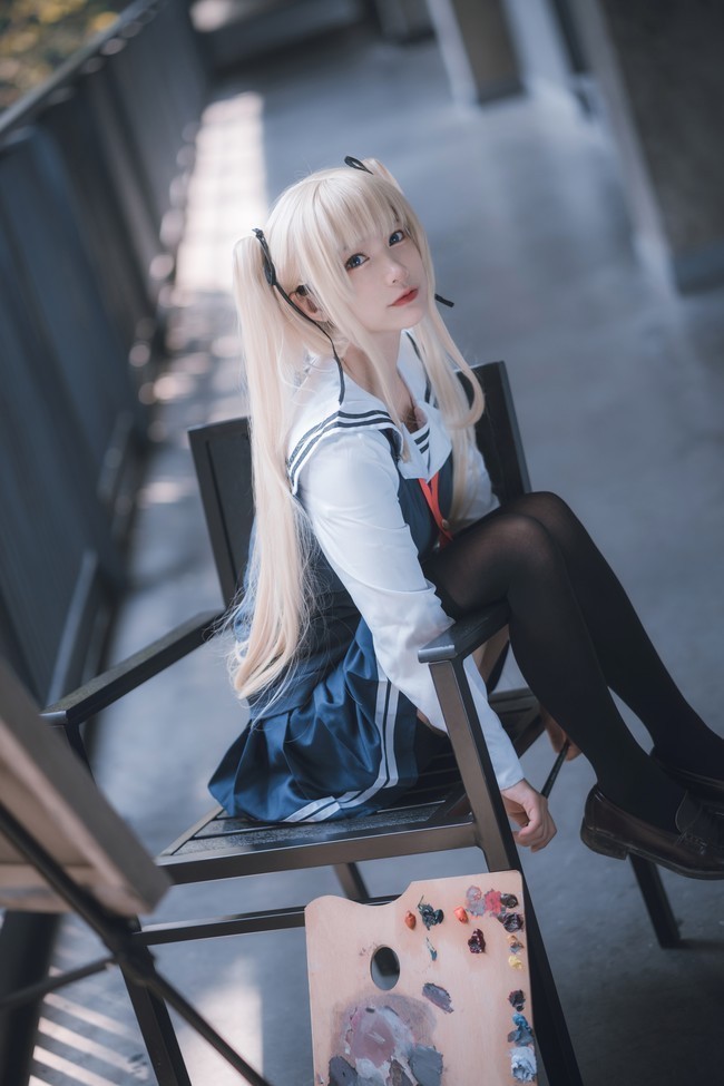 作画|cos：认真作画的英梨梨，被努力吸引到