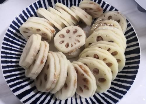 这道菜，年夜饭上每年都得有，寓意团圆，外酥内香，全家都爱吃