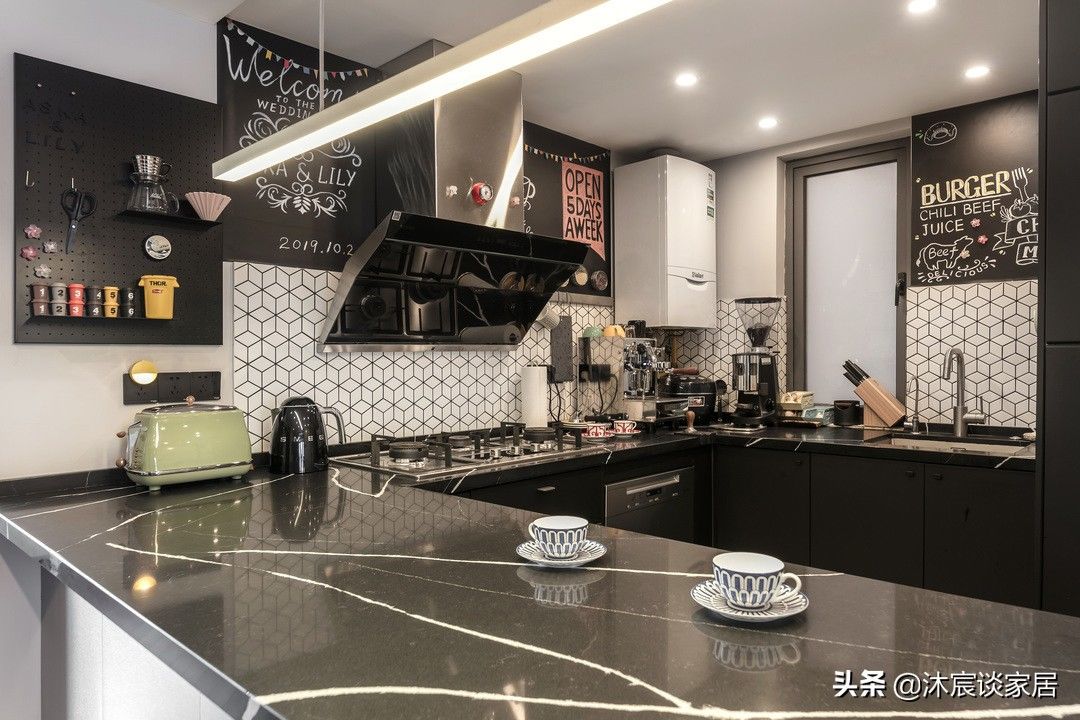 厨房|惊艳!上海夫妻101 m2混搭工业风,出乎意料的高级温柔,很有质感