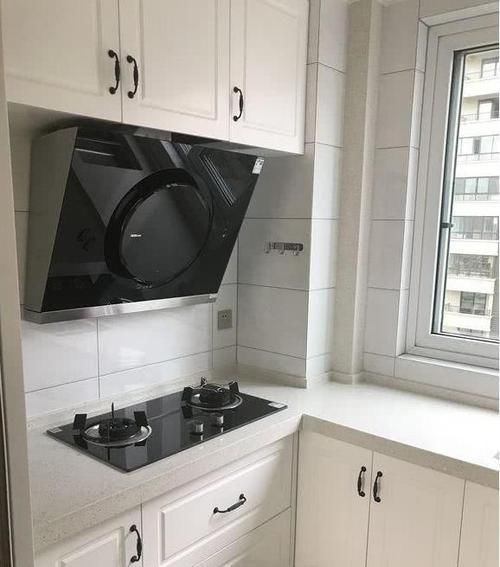 吊顶|新房装修没做吊顶,改做了很多柜子却被亲戚点赞,忍不住先晒晒