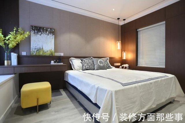 挂画|108平现代风三居室,加入现代风格挂画,使客厅看起来更加饱满