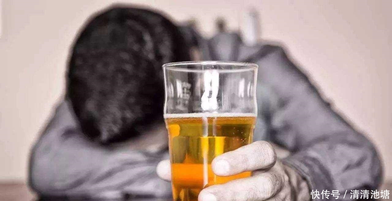 喝酒脸红、脸白是怎么回事？5个常识，喝酒的人要明白