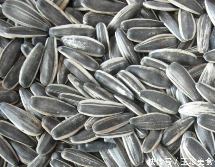 中国|又一中国零食爆红国外,比辣条老干妈还上瘾,外国人:真好吃