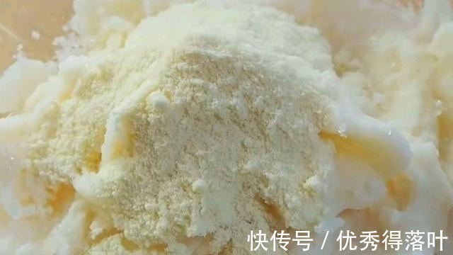 甜品店|孩子爱吃零食点心,别去甜品店了,在家学着做这两道,干净又卫生!