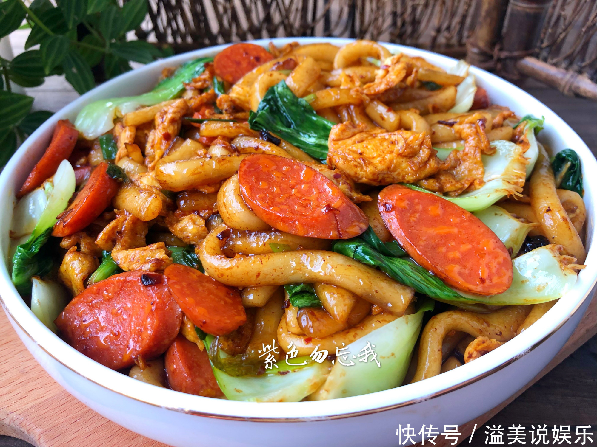 解馋|女儿点名要吃它,简单炒一炒,香辣美味,比大鱼大肉还解馋