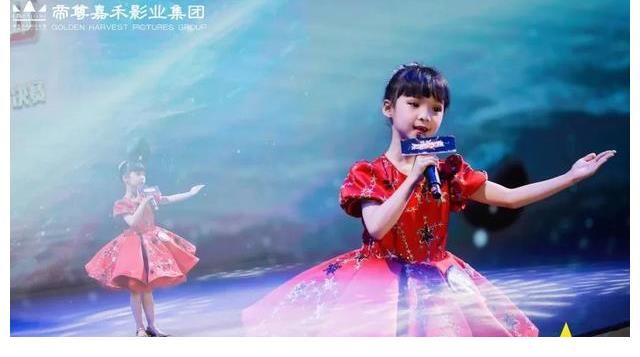 巅峰之战|《未来星主播》巅峰之战决赛特邀小嘉宾时代华娱小艺员关雨葶