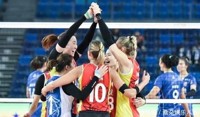 宝博体育- 宝博体育官网- 宝博体育APP下载 BaoBoSports现场一片“蓝海”拼搏精神令人敬佩“苏超”第七轮扬州主场1：5不敌南京