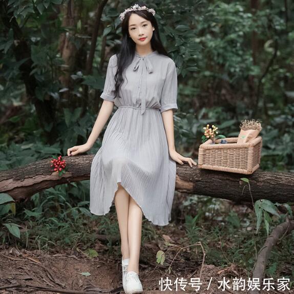 气质|女人到了中年，多穿这三种颜色，减龄又好看