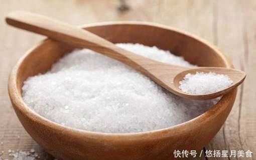 上适量|炒猪肉时,先放盐还是先放生抽这一点没搞懂,难怪猪肉又老又柴