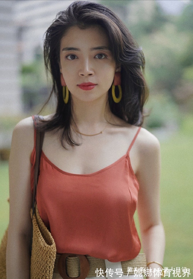 优雅 三木母女凭什么优雅?“一个理论+穿搭”关键词拆解,太值得借鉴