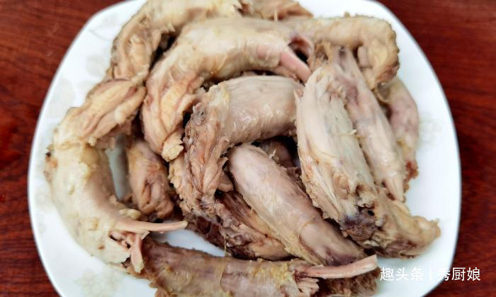 秀厨娘|被“误解”很深的一种肉,其实营养极高,才3元1斤,一煮一炒真香