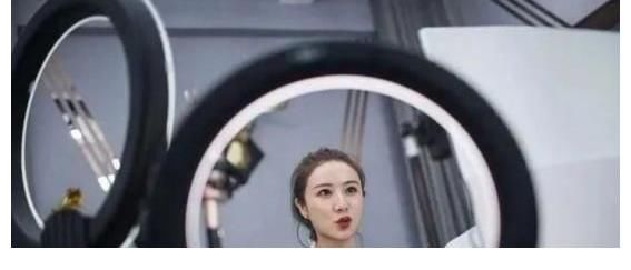 实体|电商击败了实体店，直播带货又击败了电商，谁在闷声发大财？