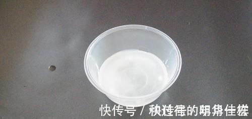 打包盒|塑料打包盒不要扔, 放在卫生间里有大用处, 能帮家里省下不少钱