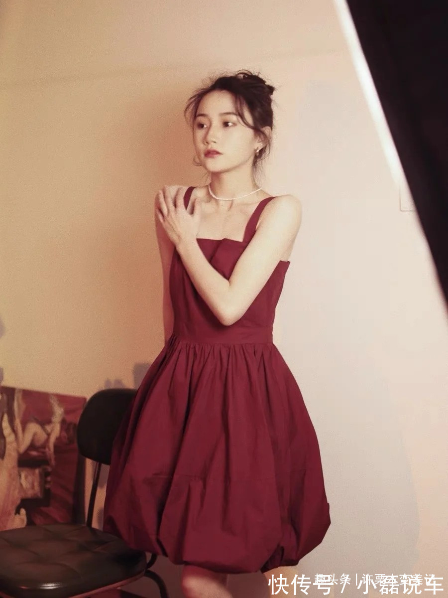 颜色|最近火了一种颜色，叫“荔枝红”，气质显白又衬肤，太适合黄皮了