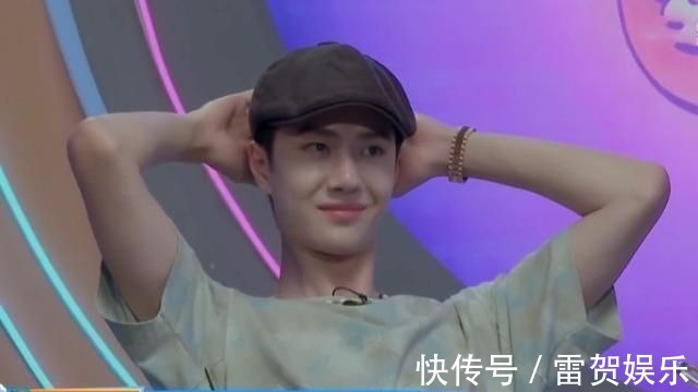 王一博吃火锅为啥只拍上半身当镜头下移看清下半身,笑出猪叫