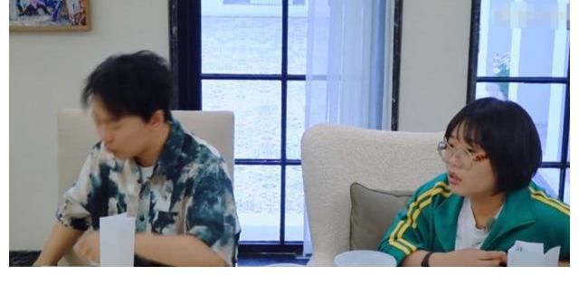 周也|宋丹丹情商欠费还是倚老卖老？郭麒麟被迫道歉，周也受冷落