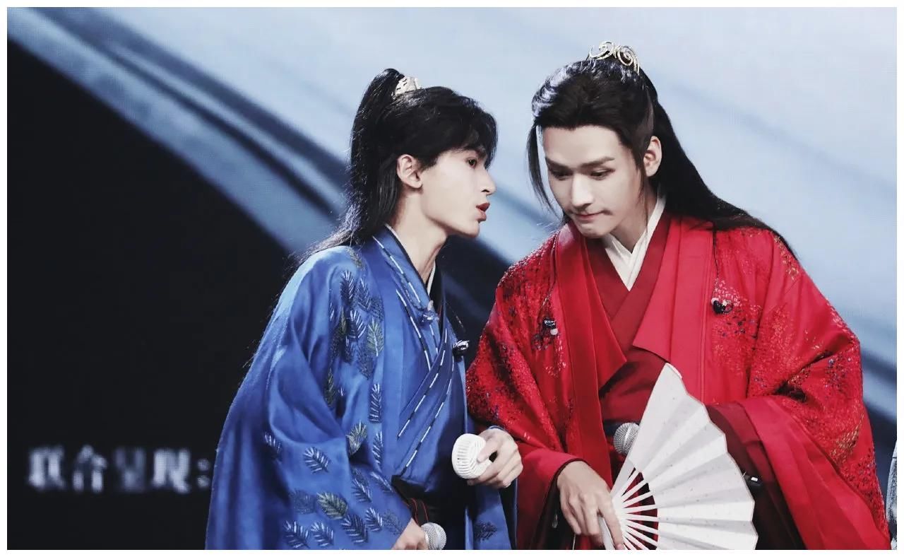 开始即结束?龚俊张哲瀚演唱会后各自发文,开启新篇章