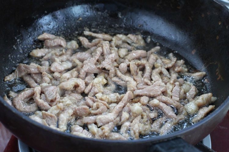 绿豆芽|豆芽正确炒法，锅底不下汤，清脆爽口不油腻，补充维生素对身体好