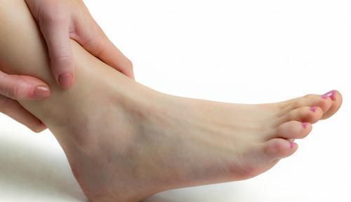 血管最怕堵,饭后常做这3个小动作,血管将永远畅通无阻