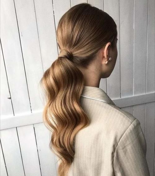 气质|女人上班不要总披着头发,没精神没气质,这么扎难道不香吗