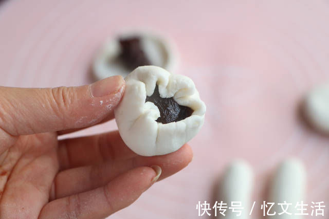 山药|糯米粉这样做才好吃，不油炸不水煮，当零食又当早餐，上桌就光盘