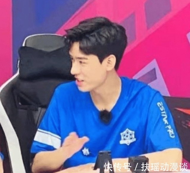 龚俊|龚俊节目生图曝光,路人镜头下又帅又酷,网友:有电竞男主的内味