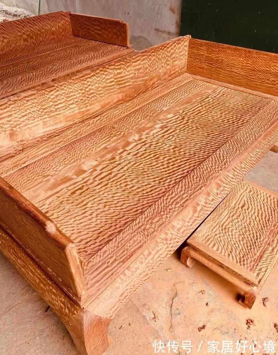 红木家具|红木家具开裂的世界性难题解决了！对此你有什么看法