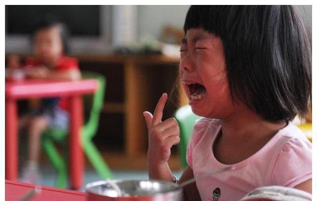 彤彤|4岁女童被“喂出”脾衰竭,医生:奶奶溺爱,把孩子推向“深渊”