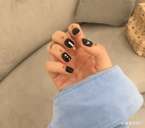 欧美酷帅风美甲,酷girl必备!