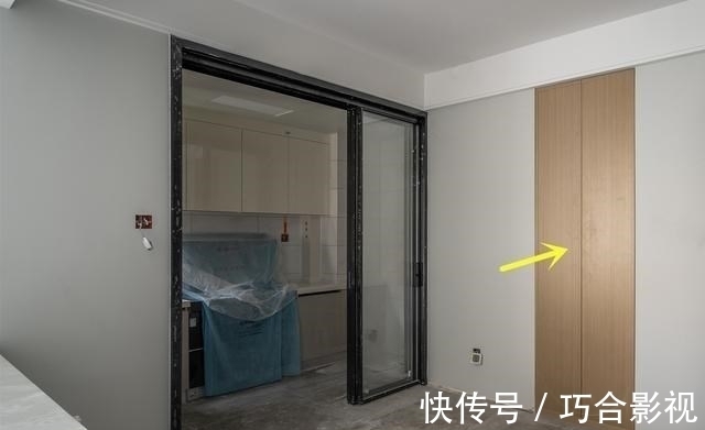 共享室|无玄关户型，砸掉隔墙装柜子连接地台，多间共享室，都是明智之举