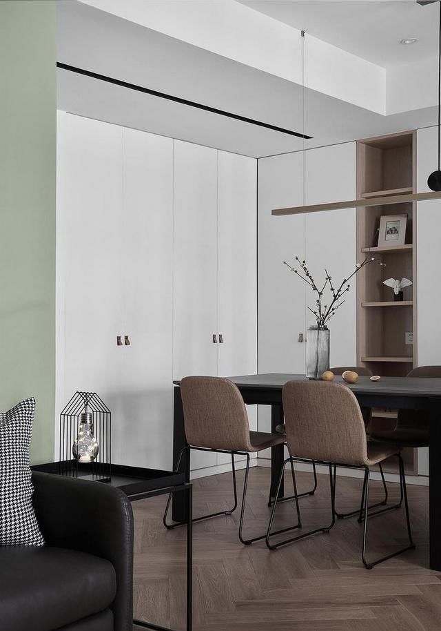 主卧室|夫妻两装修第二套房,尽量从简摒弃繁杂,全屋清爽大方看着就舒服