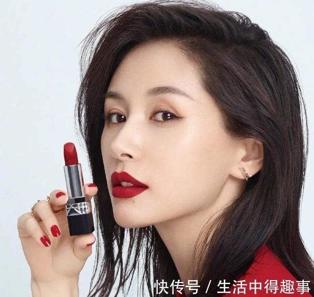 妆面 这些口红颜色也太适合秋冬了吧!不仅提气色,还显白又高级!