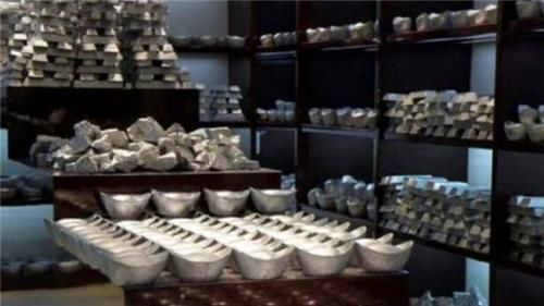 古代银子是怎样的?专家:表面布满污垢和牙印,别在被电视剧骗了